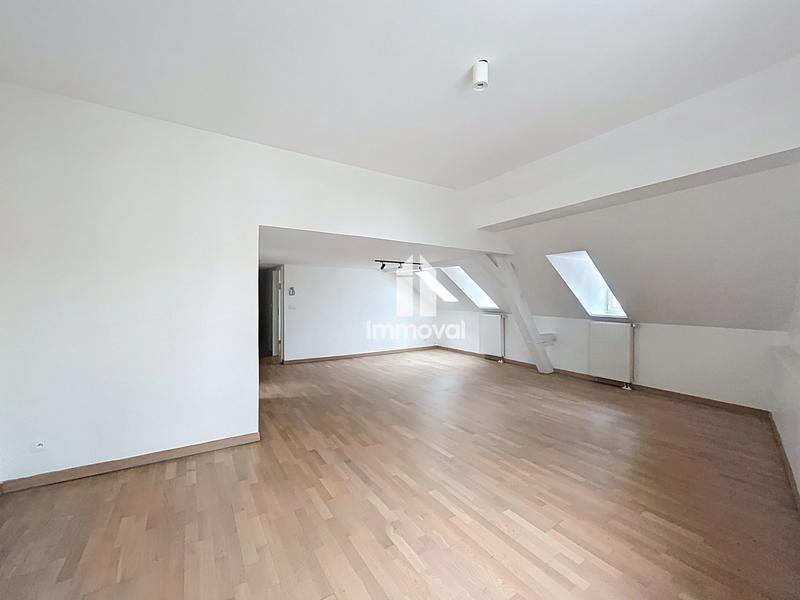 Appartement - 81 m² - 3 pièces