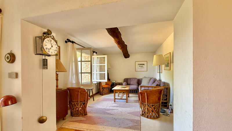 Mas - 250 m² - 10 pièces