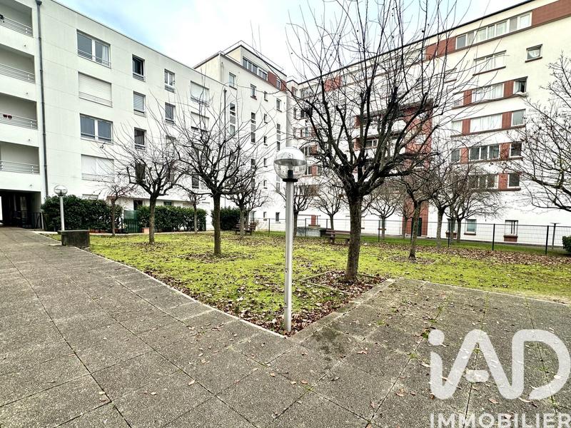 Appartement - 80 m² - 3 pièces