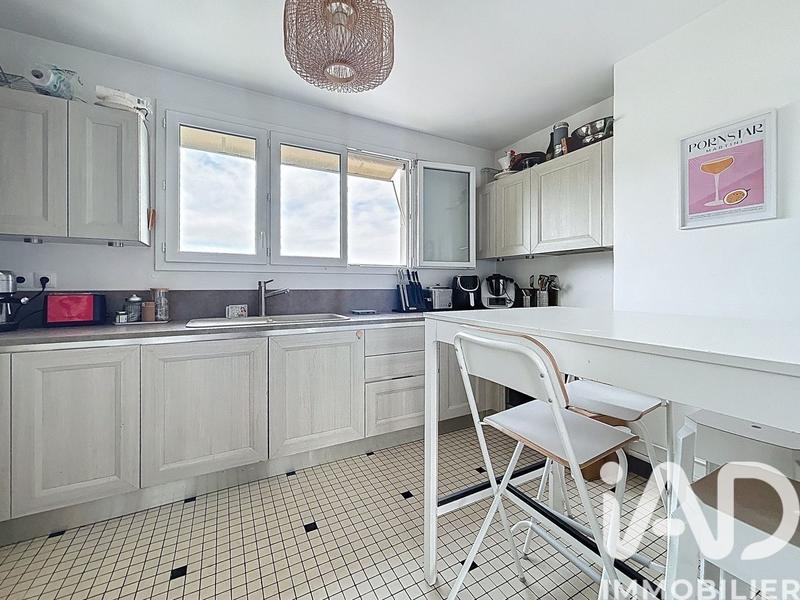 Appartement - 80 m² - 3 pièces