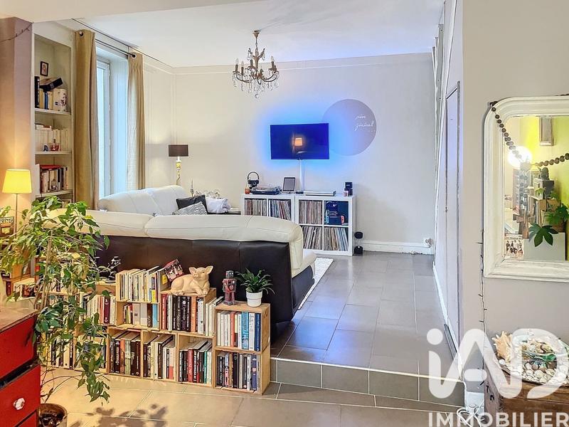 Maison - 101 m² - 5 pièces