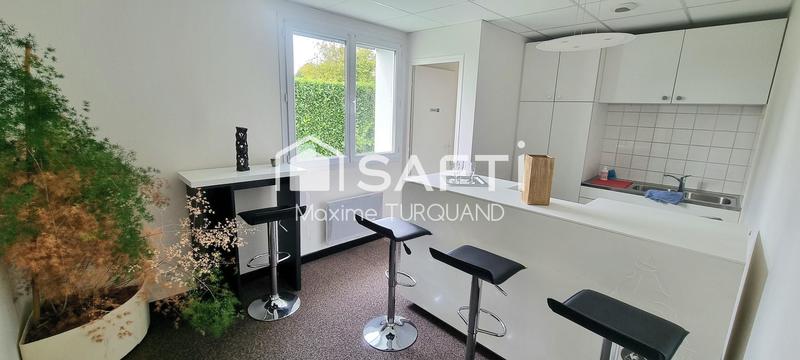 Local commercial - 272 m² - 7 pièces