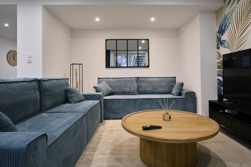 Maison - 171 m² - 11 pièces