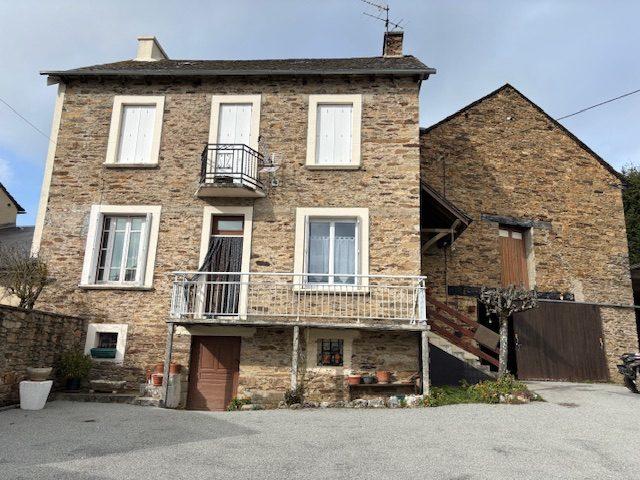 Maison - 112 m² - 7 pièces