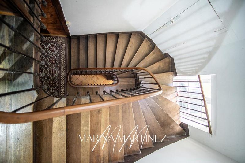 Maison - 333 m² - 14 pièces