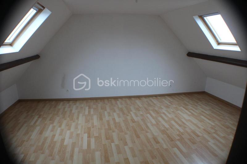 Maison - 104 m² - 5 pièces