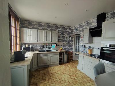 Maison - 127 m² - 7 pièces