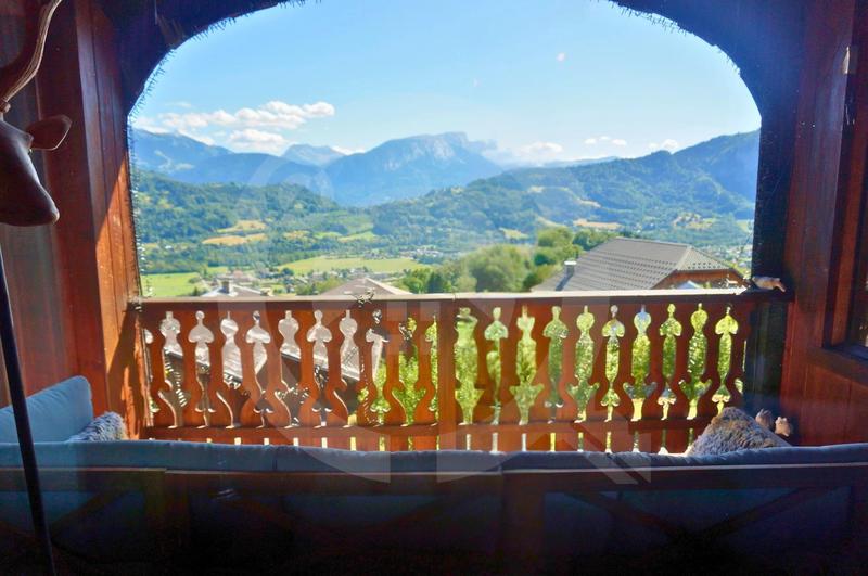 Maison - 265 m² - 15 pièces