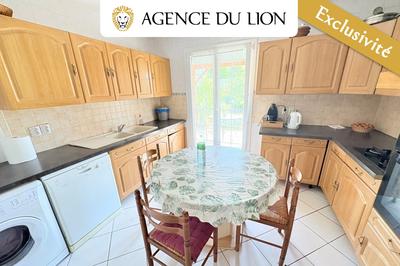 Maison - 115 m² - 6 pièces