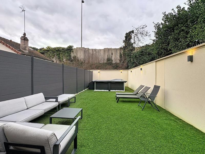 Maison contemporaine - 121 m² - 5 pièces