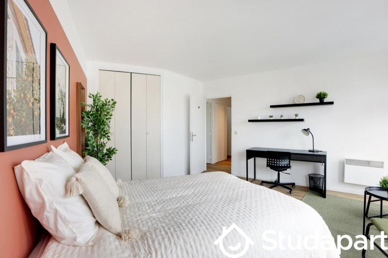 Chambre - 10 m² - 1 pièce