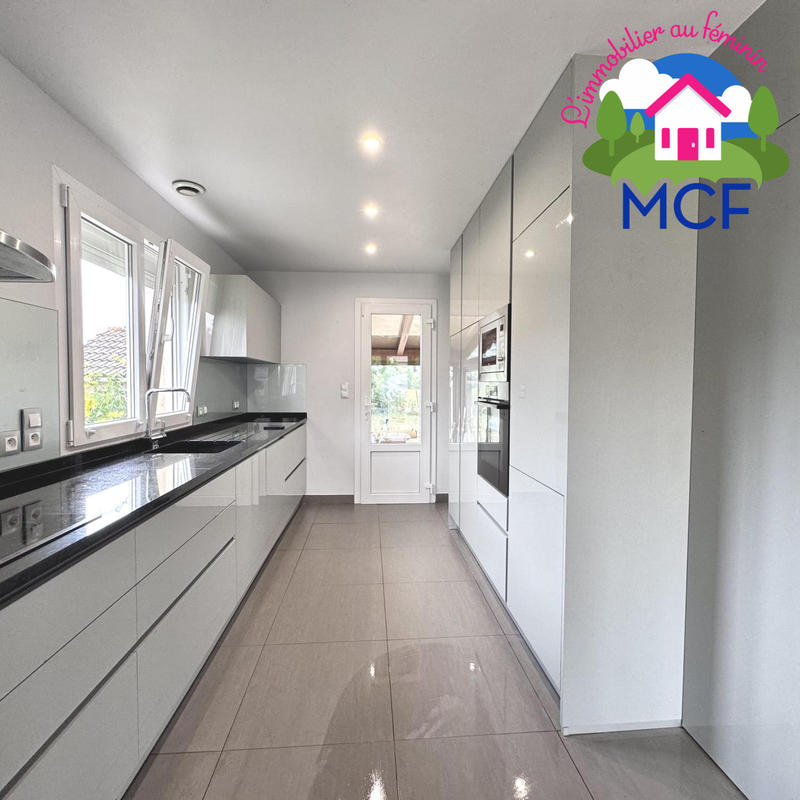 Maison - 106 m² - 5 pièces