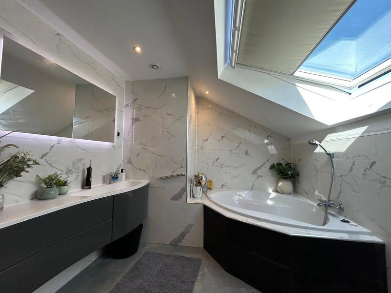 Maison - 129 m² - 6 pièces