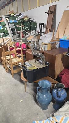 Brocante vide dépôt