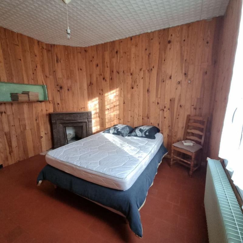 Maison - 640 m² - 3 pièces