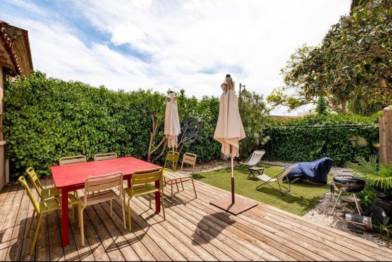 Maison - 390 m² - 17 pièces