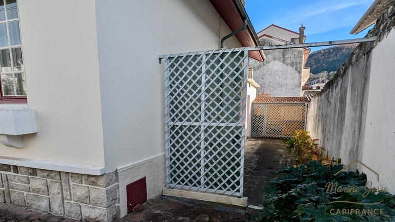 Maison - 97 m² - 3 pièces