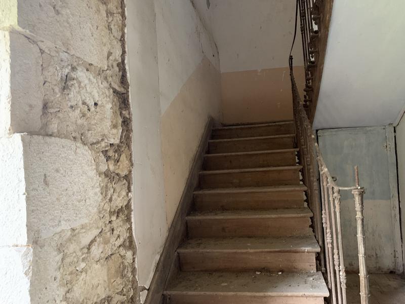 Maison ancienne - 280 m² - 6 pièces