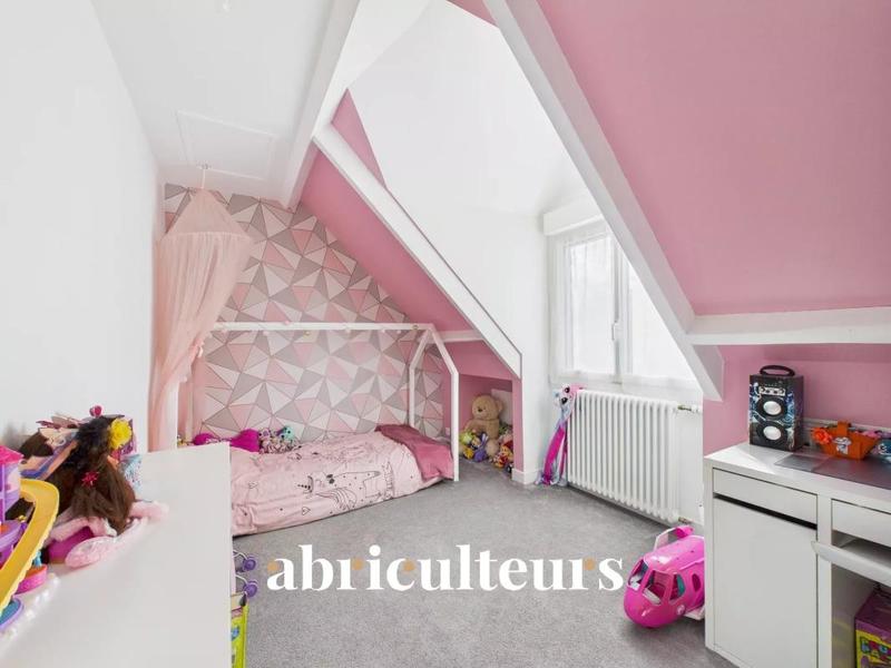 Maison - 110 m² - 7 pièces