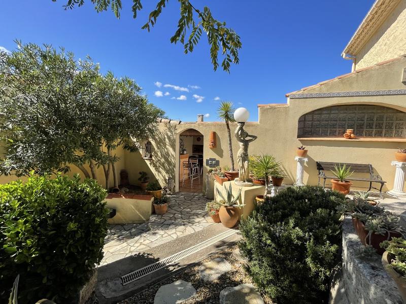 Maison - 121 m² - 5 pièces