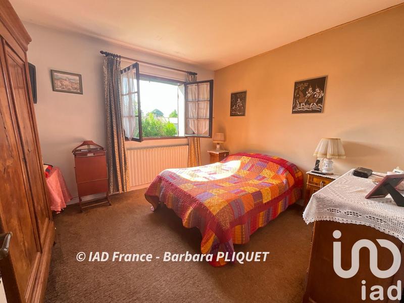 Maison - 232 m² - 8 pièces