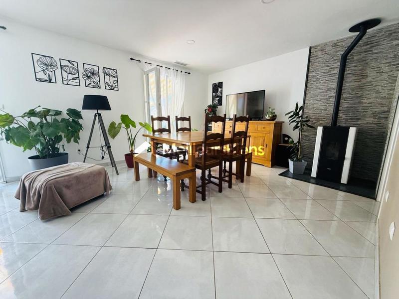 Villa - 102 m² - 5 pièces