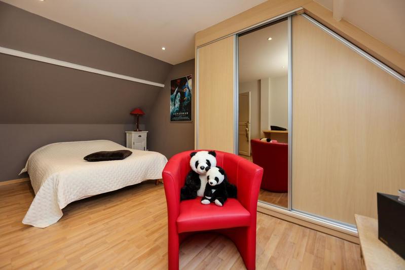 Villa - 389 m² - 7 pièces