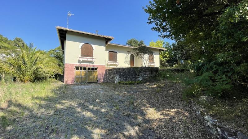 Maison - 130 m² - 4 pièces