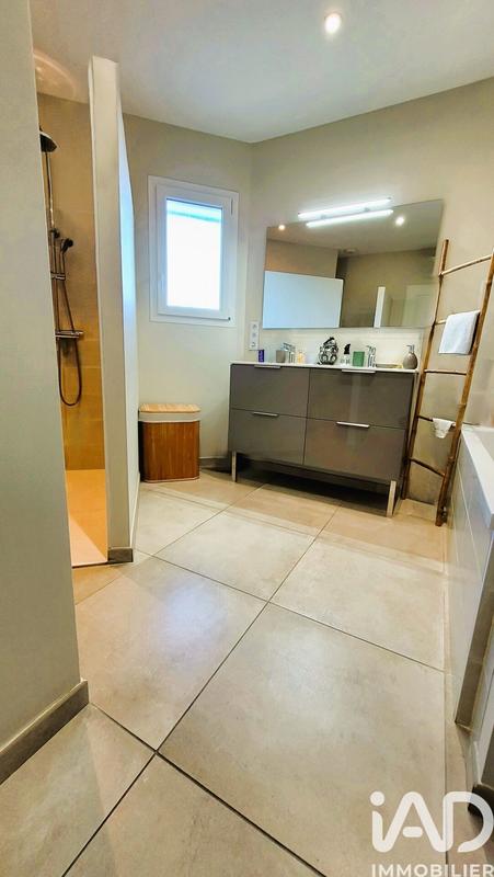 Maison - 115 m² - 4 pièces