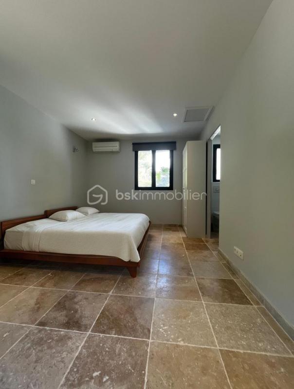 Maison - 168 m² - 6 pièces