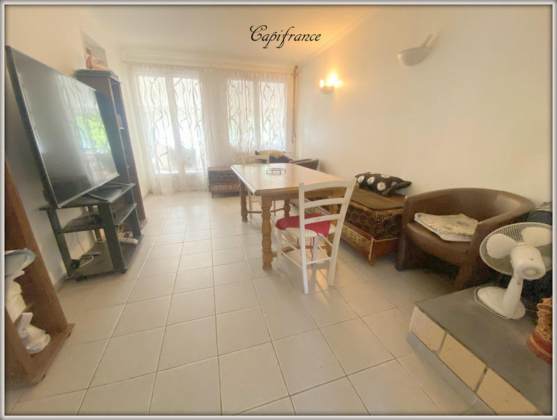 Maison - 193 m² - 8 pièces