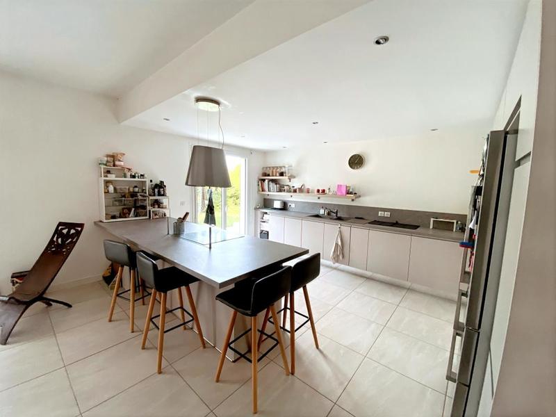 Maison - 170 m² - 4 pièces