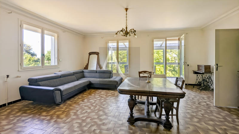 Maison - 101 m² - 5 pièces