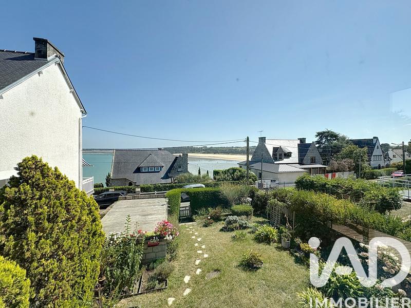 Maison - 178 m² - 10 pièces