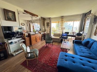 Appartement - 91 m² - 4 pièces