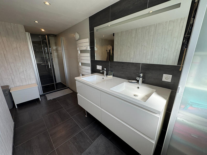 Maison - 129 m² - 7 pièces