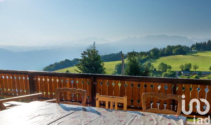 Maison - 166 m² - 9 pièces