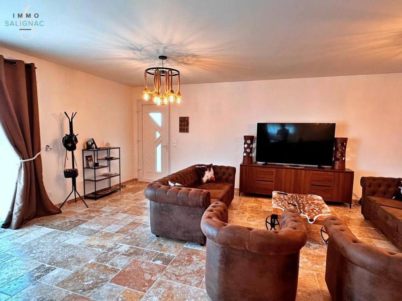 Maison - 115 m² - 5 pièces