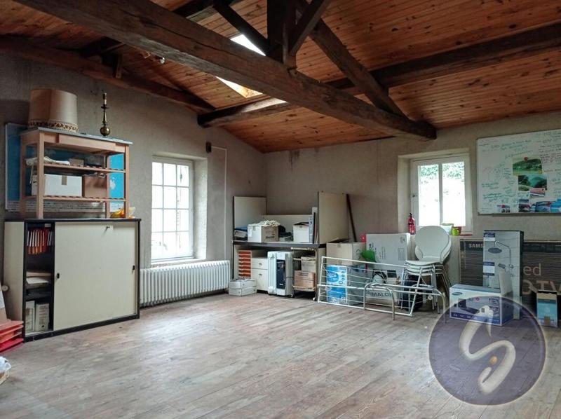 Maison - 168 m² - 6 pièces