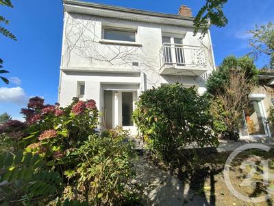 Maison de ville - 91 m² - 6 pièces