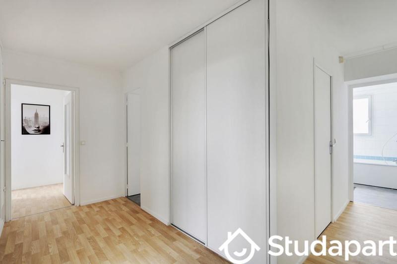 Chambre - 13 m² - 1 pièce