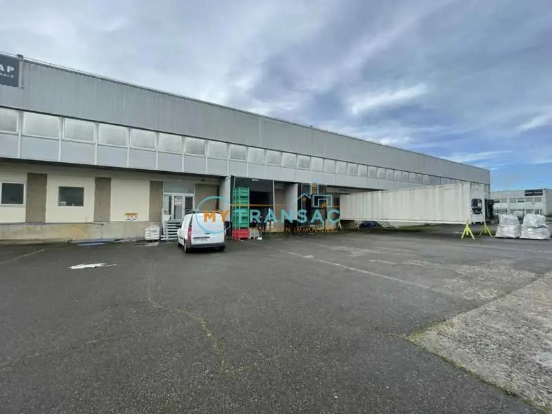 Local d'activité / Entrepôt - 10 463 m²