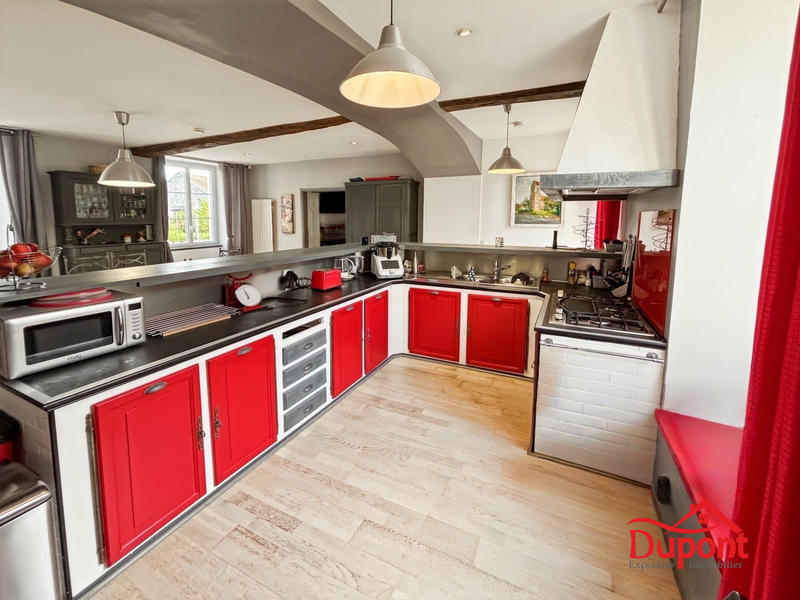 Maison ancienne - 288 m² - 10 pièces