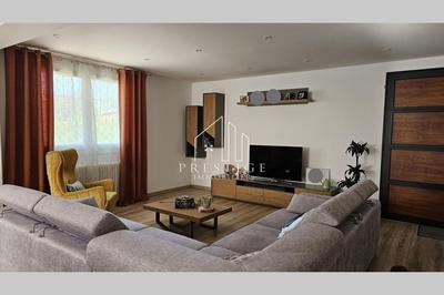 Maison - 114 m² - 3 pièces