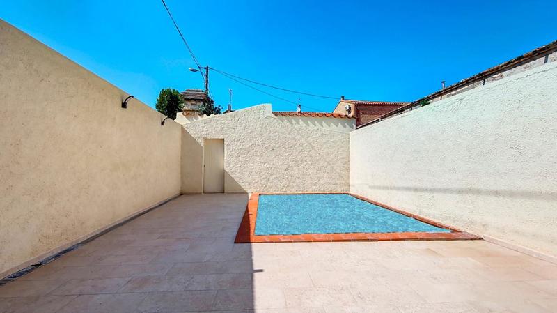 Mas - 193 m² - 8 pièces