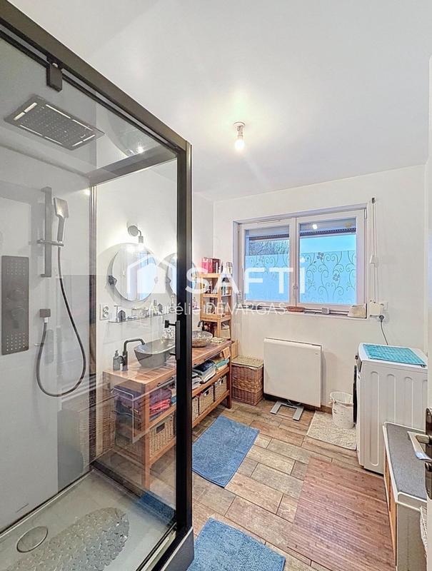 Maison - 110 m² - 4 pièces