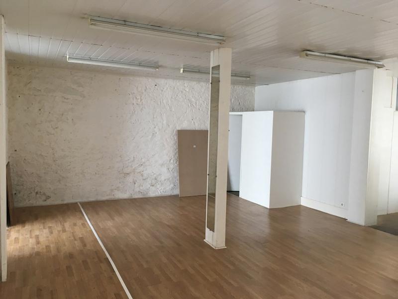 Local commercial - 145 m²