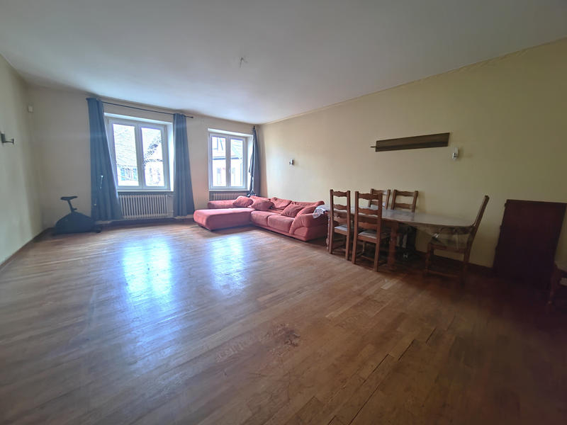 Appartement - 181 m² - 5 pièces