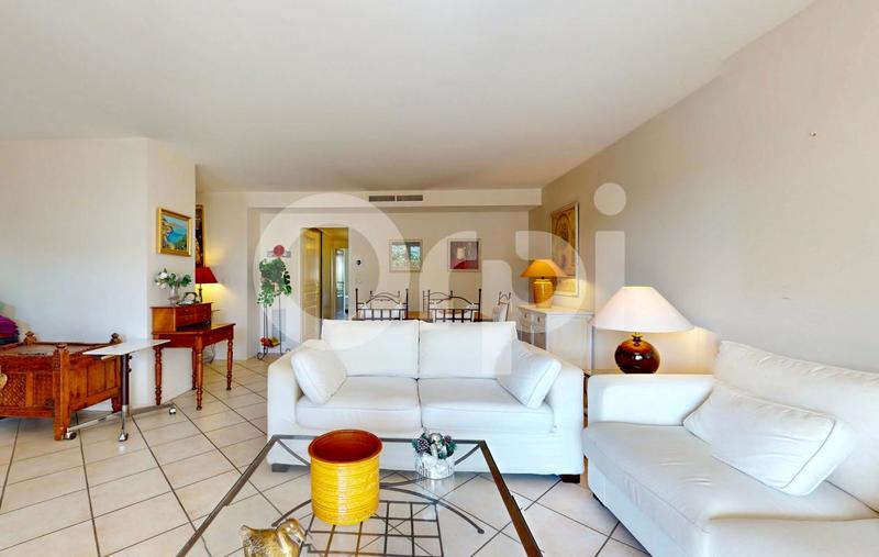 Appartement - 77 m² - 3 pièces