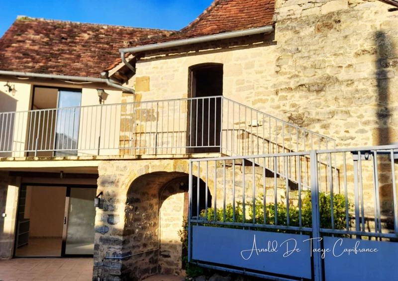 Maison de village - 83 m² - 4 pièces